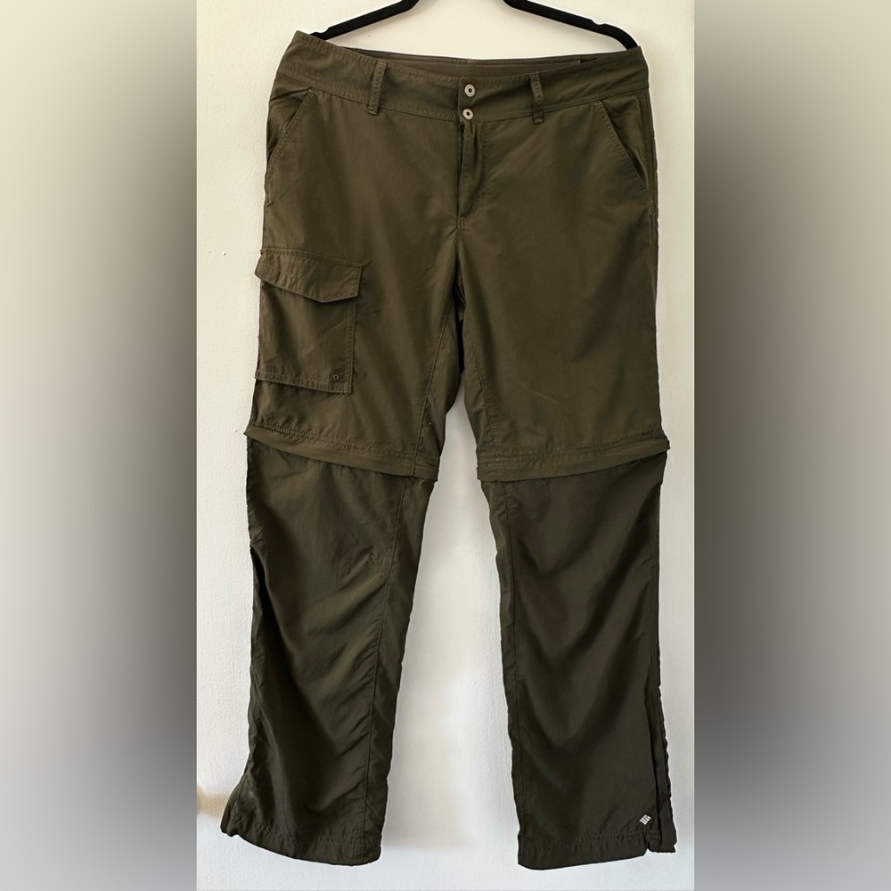 Columbia - Green Convertible Cargo Pants with Relaxed Fit